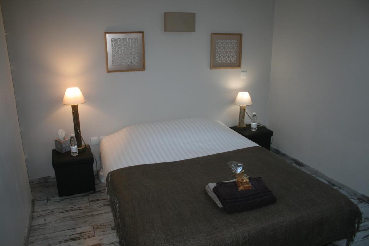 Chambre Chez L'Habitant Avec Spa Et Petit-Dejeuner En Lisiere De Foret Le Teich Exteriör bild